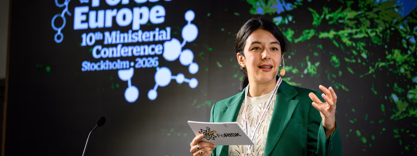Silvia Abruscato moderating a FOREST EUROPE Ministerial Conference session