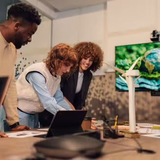 Students collaborating on a bioeconomy innovation project